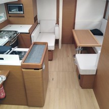 Jeanneau Sun Odyssey 410