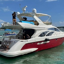 Azimut 50 Fly Galley Up