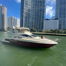 Azimut 50 Fly Galley Up