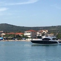 Sessa Fly 42
