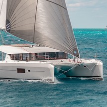Lagoon 42