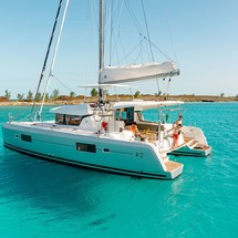 Lagoon 42