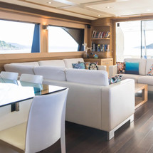 Custom Line Navetta 26 Crescendo