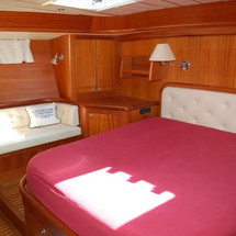 Broward 80 pilot house