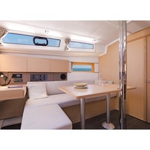 Beneteau Oceanis 38.1