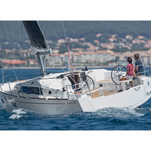 Beneteau Oceanis 38.1