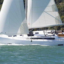 Dufour 430 Grand Large