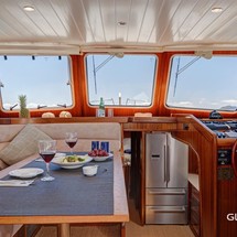 Menorquin Yacht 160
