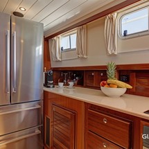 Menorquin Yacht 160