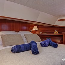 Menorquin Yacht 160