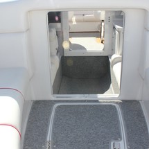 Pro-line 2950 mid cabin
