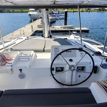 Lagoon 450 F