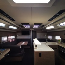 Hanse 588