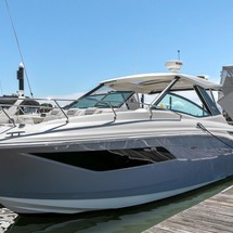 Sea Ray Sundancer 320 OB