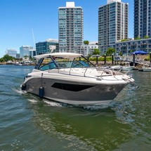 Sea Ray Sundancer 320 OB