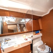 Jeanneau Sun Odyssey 410