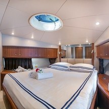 Sunseeker Predator 62