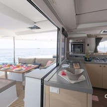 Fountaine Pajot Saona 47