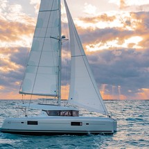 Lagoon 42