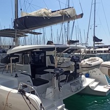 Lagoon 42