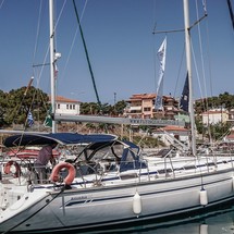 Bavaria 44