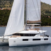 Lagoon 50