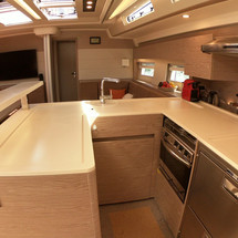 Hanse 588