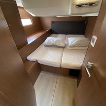 Beneteau Oceanis 51.1