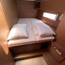 Beneteau Oceanis 51.1