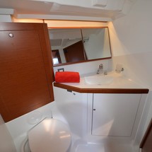 Beneteau Oceanis 46.1