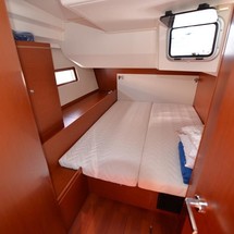 Beneteau Oceanis 51.1