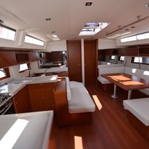 Beneteau Oceanis 51.1