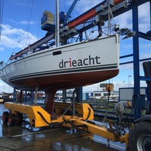 Hanse 385