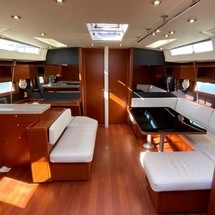 Beneteau Oceanis 51.1