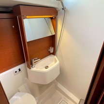 Beneteau Oceanis 51.1