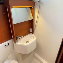 Beneteau Oceanis 51.1