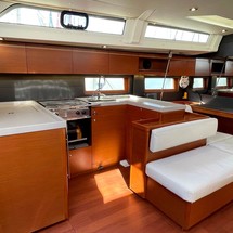 Beneteau Oceanis 51.1