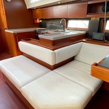 Beneteau Oceanis 51.1