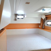 Lagoon 39