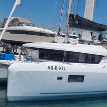 Lagoon 42