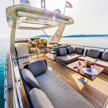 Azimut 66