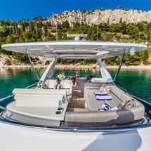 Azimut 66