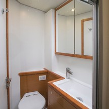 Lagoon 560