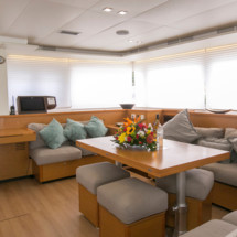 Lagoon 560