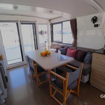 Bali catamarans 4.0 lounge