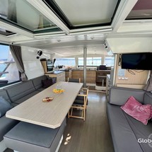 Bali catamarans 4.0 lounge