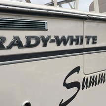 Grady-White Freedom 335