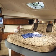 Sea ray 420 sedan bridge