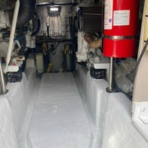 Sea ray 420 sedan bridge