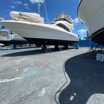 Sea ray 420 sedan bridge